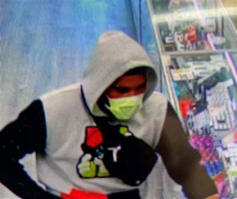 Armed robbery at Rohnert Park store Thursday morning, police searching for suspect